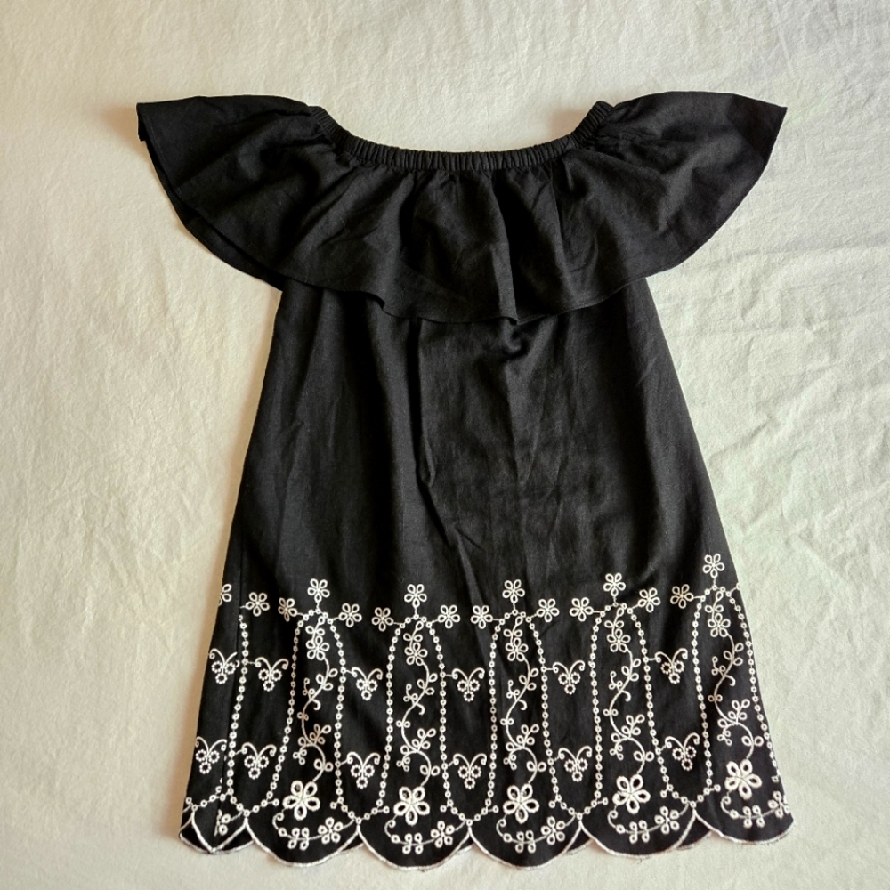 Old Navy S Petite Off Shoulder Black Mini Dress White Embroidered